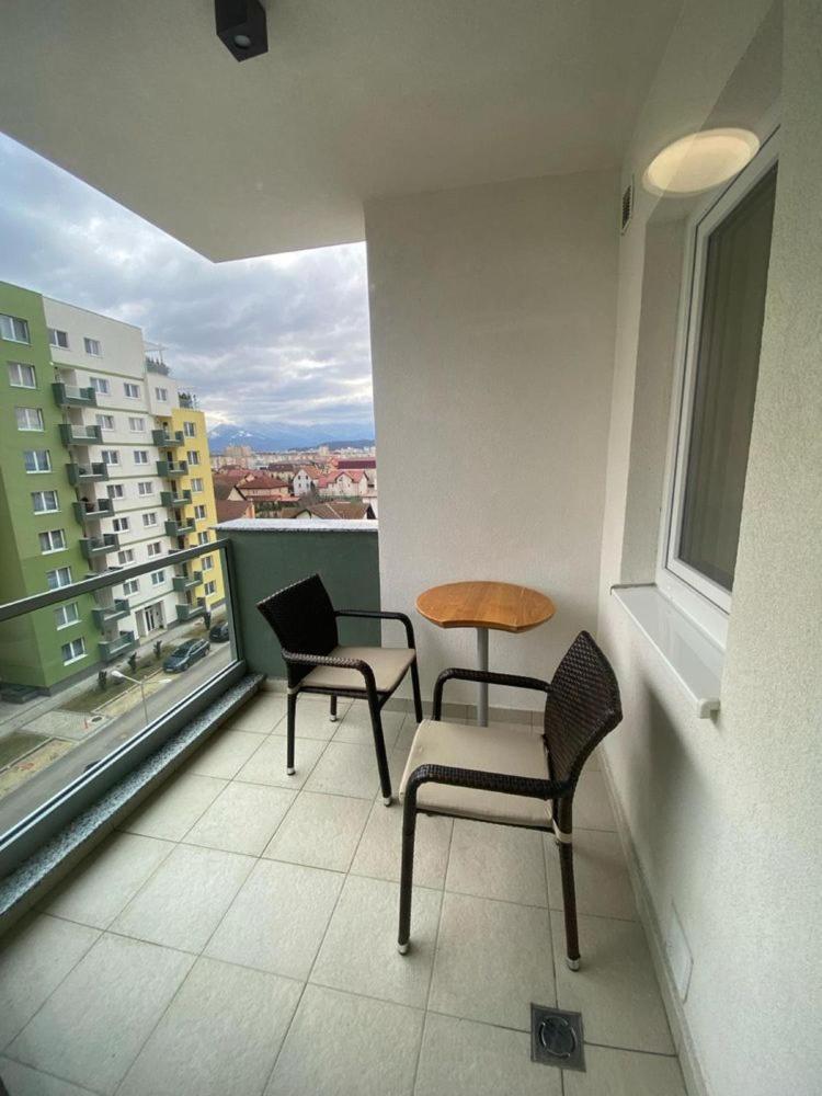 Coresi Topcity 2Camere Apartment Брашов Екстер'єр фото