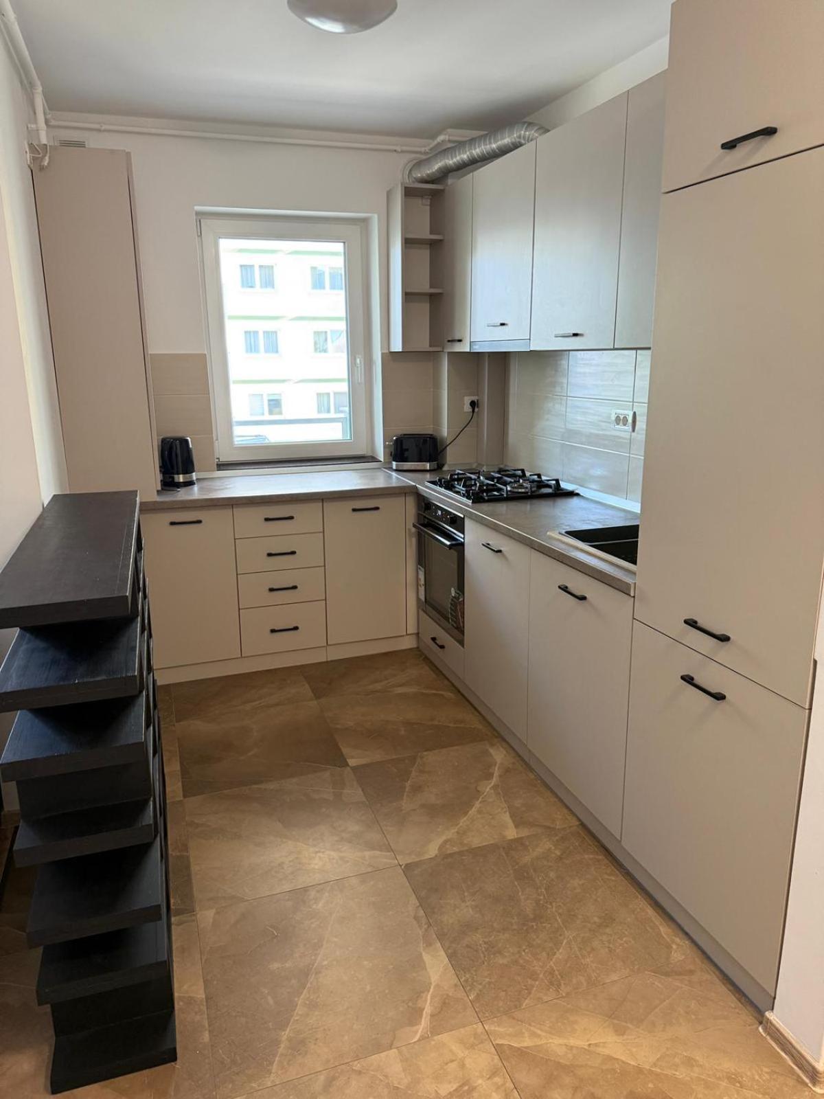 Coresi Topcity 2Camere Apartment Брашов Екстер'єр фото